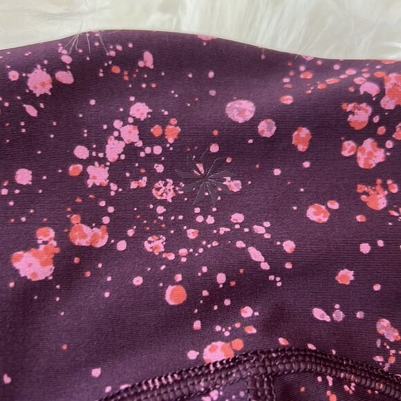 Athleta ultimate stash pocket splat capri splatter paint leggings - Picture 8 of 8